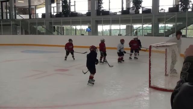 На дне рождения у Ильи 3