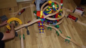 Эпизод 6 : Деревянная железная дорога Брио, Томас, Чаггингтон, BRIO, Thomas, Chuggington