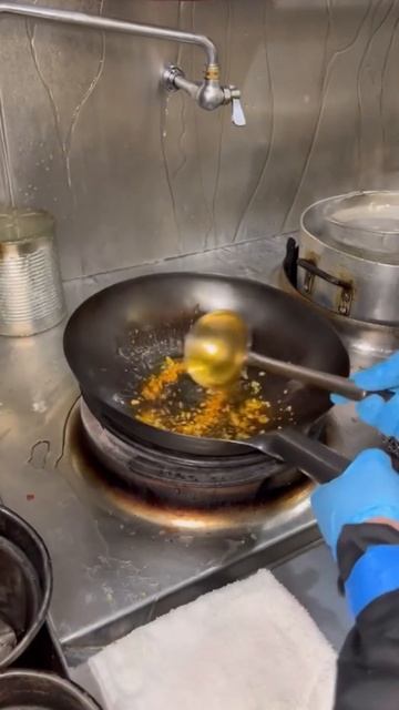 Colossal Garlic Prawns from Lotus of Siam Las Vegas for Finger Licking Foodie Tour Best of Summerli