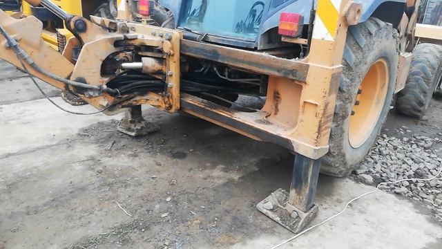 case 580 SLE два акумулятора смотреть онлайн