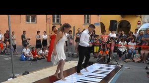 Уличное пианино🎹 👍 Очень красиво)🎼