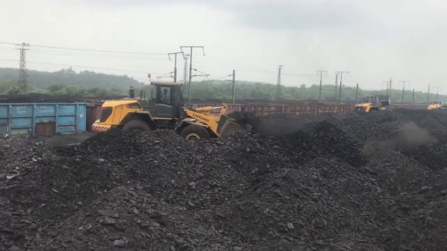 856H In Wagon Loading смотреть онлайн