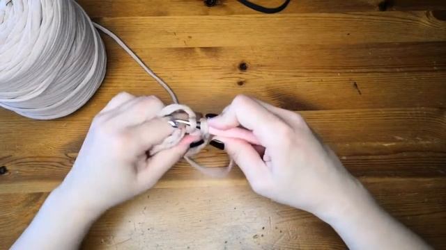 Дно для корзины из трикотажной пряжи смотреть онлайн