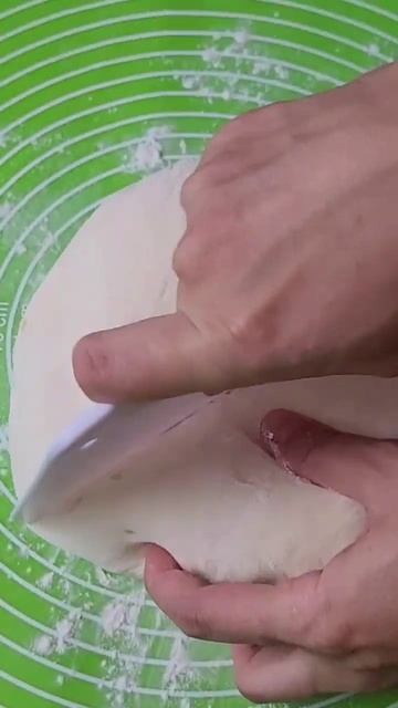 Сосиски в тесте #сосискавтесте #сосиска #сосискивтесте