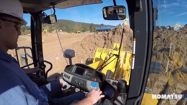 Komatsu WA600 8 Wheel Loader смотреть онлайн