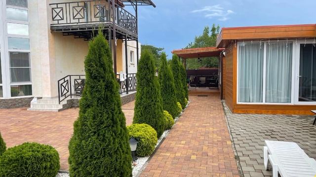 Представь себе: ласковый шум волн...