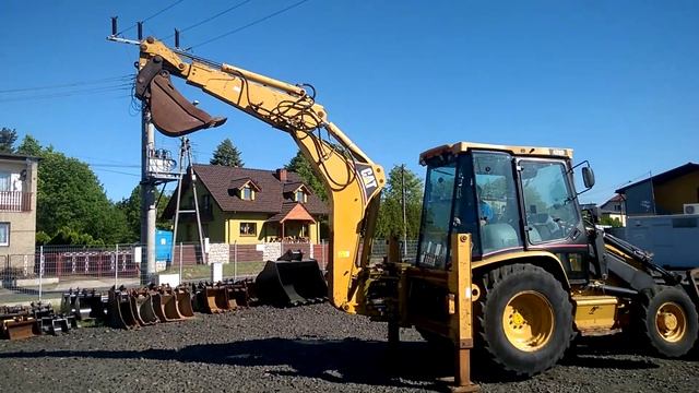 CAT 428D 2005 смотреть онлайн