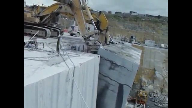 Невероятная тяжелая техника. Очень необычные машины! смотреть онлайн