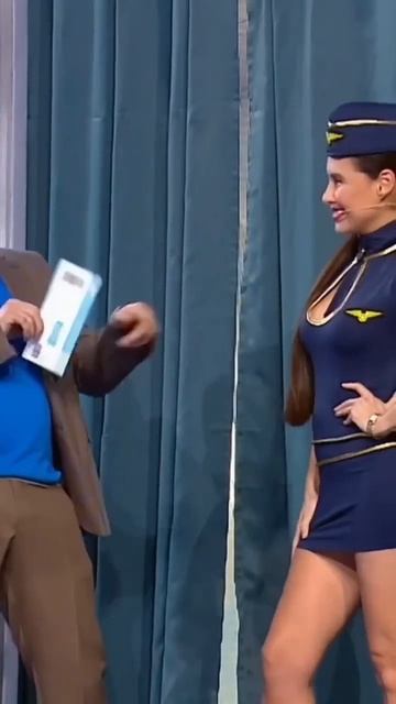 Секси стюардесса #уральскиепельмени смотреть онлайн