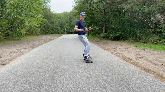 Surfskate/skatesurf Instruction For Beginners On A Carver Skateboard