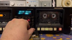 Профессиональный 2х кассетный магнитофон Marantz PMD-520