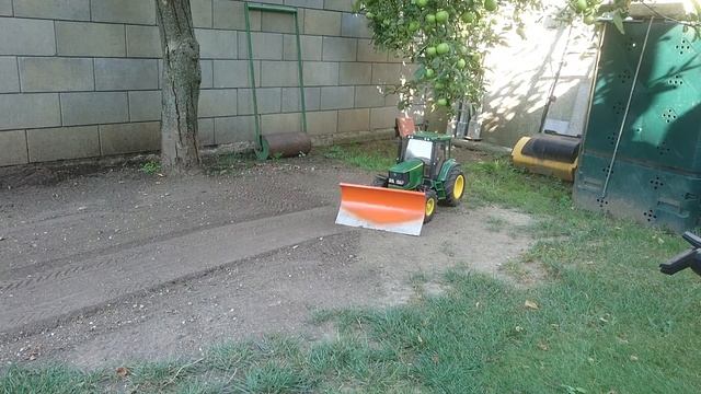 John Deere 6920 'Eigenbau in 1:8 zuschaltbarer Allradantrieb, Planetengetriebe. смотреть онлайн