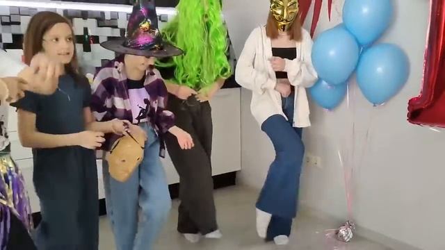 Тик-Ток вечеринка в Доме квестов ILLUSION смотреть онлайн