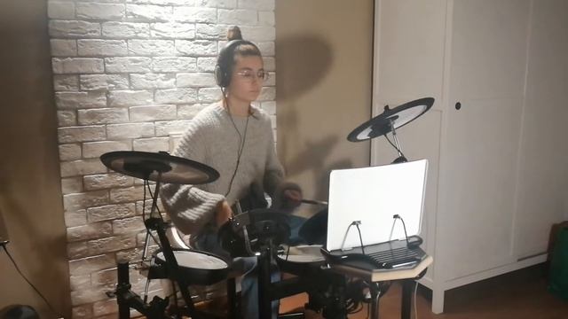 "All of me" Слюсаренко Мария (9а) пед. Зейдель И. В. смотреть онлайн