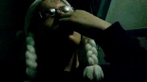 18+ СОСЁТ В ПОДЪЕЗДЕ ШОК!!!