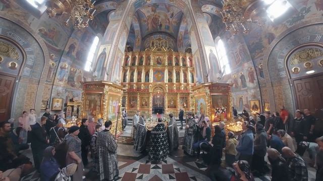 18 апреля 2025 г. ( 5 апреля ст. ст.), пятница. Страстная седмица. Великий пост. Вынос Плащаницы. смотреть онлайн