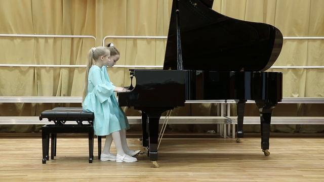 Грибова Елизавета, Завьялова Полина 10 лет смотреть онлайн