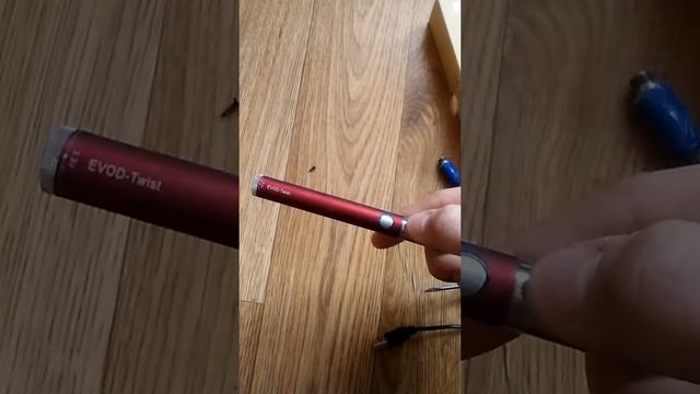 Электронка EVOD-Twist проблемма с зарядом