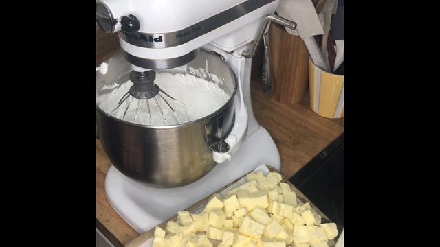 Italian Buttercream Part 2