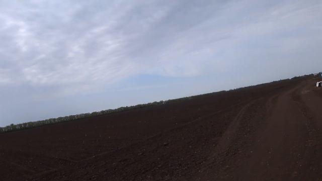 МТЗ-1221 культивация под свеклу.(новая жизнь) смотреть онлайн