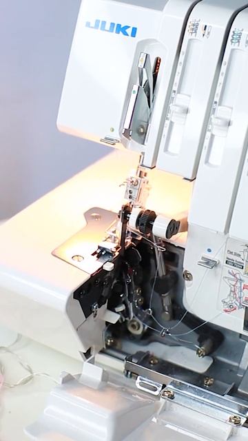 Что скрывает #оверлок ? 😲 #shorts смотреть онлайн