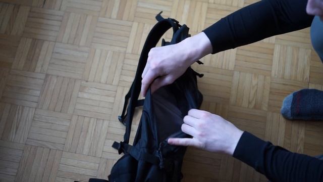 BEST BUDGET One Bag Travel Backpack of 2023 | 25L for Everything смотреть онлайн
