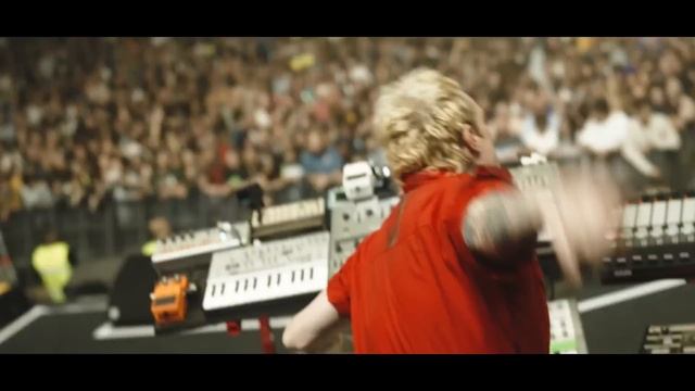 The Prodigy - Invaders Must Die - Live in Lisbon смотреть онлайн