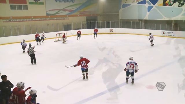 Чумараев (Крылья) забрасывает в дальнюю девятку и открывает счет смотреть онлайн