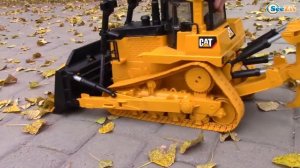 СТРОИТЕЛЬНАЯ ТЕХНИКА BRUDER Бульдозер Распаковка и Обзор Гусеничного Bruder Cat!