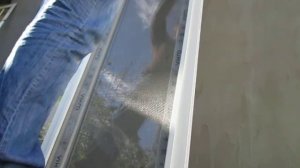 установка москитной сетки на окно