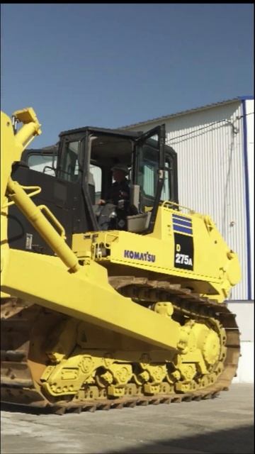 Восстановленный бульдозер KOMATSU D275 смотреть онлайн