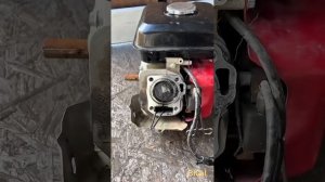 Мотор мотоблока дымит