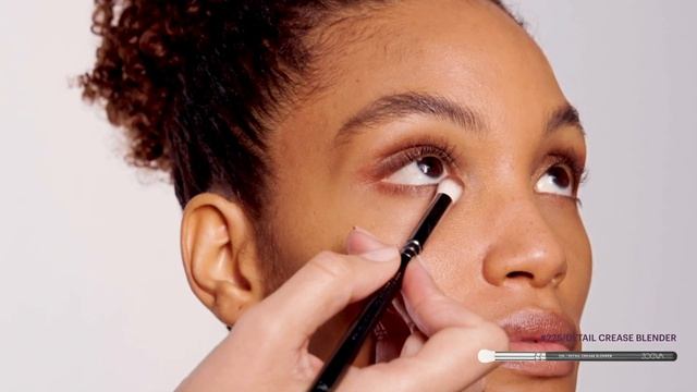 #ZOEVABrushes | 225 Detail Crease Blender смотреть онлайн