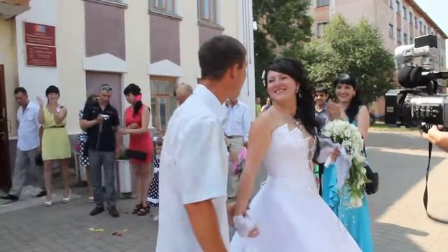 Свадьба в День Петра и Февронии в Кинешме смотреть онлайн