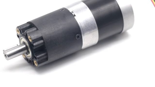 DC Servo Motor 2400 Lines Encoder 5A 0.5Nm DC Servo Motor 130 Watt For Swing Gate смотреть онлайн