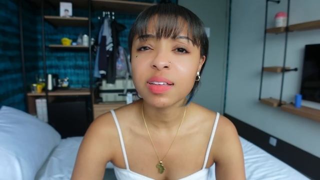 He Asked Me on a Date Then ROBBED ME?! | Dating in Korea Storytime смотреть онлайн