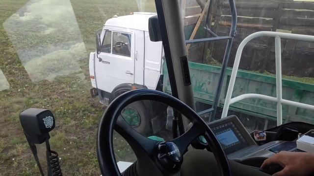 Началась УБОРКА СЕНАЖА. JAGUAR 830 и два КАМАЗА. КАТАСТРОФА- НЕТ ДОЖДЕЙ!!! смотреть онлайн