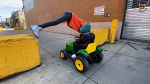 Манкиту и Новый трактор, Детская площадка и Домик для машинок.