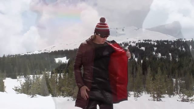Patagonia Women's Ultralight Fiona Parka-Dark Ruby смотреть онлайн