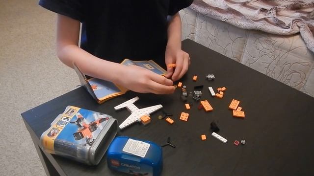Самостоятельная Сборка Lego Creator 5762 три в одном Самолет смотреть онлайн