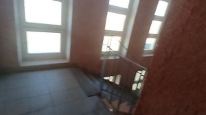 лифт кмз 2017 и подъезд с красивым дизайном