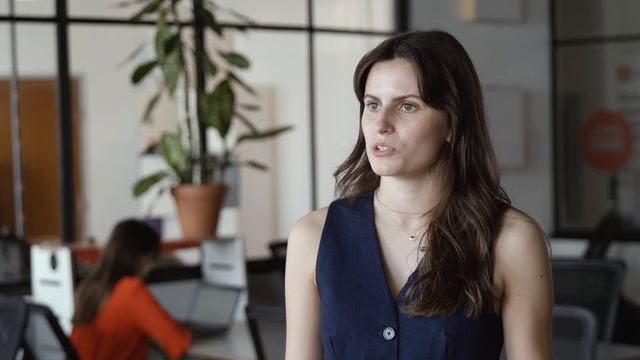 Alumni Story | Célia: from Business Graduate to Back-End Developer смотреть онлайн