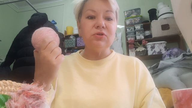 Вязовлог " под вязание " . Для любителей рукодельничать под разговоры. смотреть онлайн