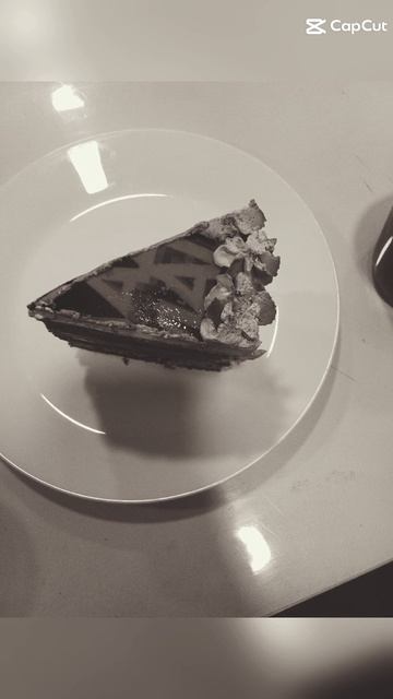 у меня вчера было день рождения🎂🎉🎁