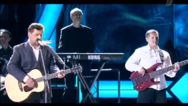 Lyube & Vika Dajneko - Moj Admiral (Zolotoj Grammofon 2008-12-26 Moscow)