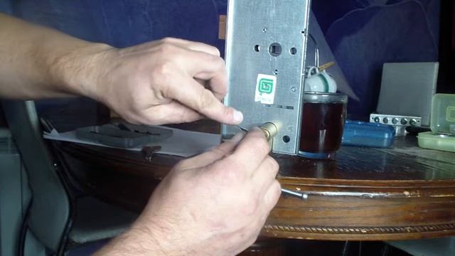 Цилиндровый механизм замка MASTER LOSK Открытие Личинки смотреть онлайн