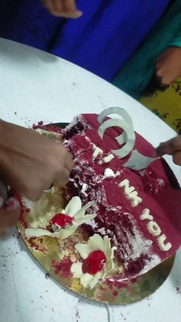 Farewell Party 🎊🥳|| Send Off To Our Favorite Mam || Red Velvet Cake 🍰 #shorts #indiashorts #viral