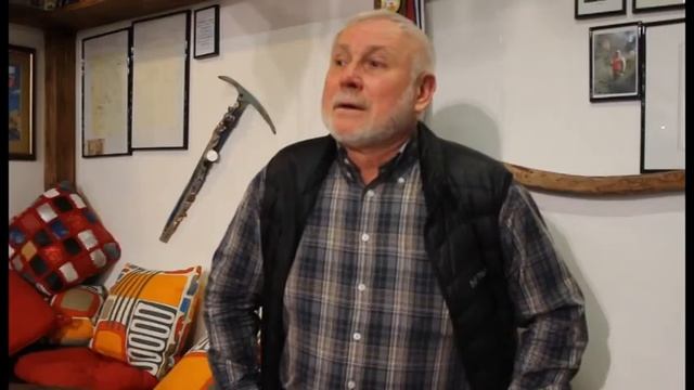 Интервью инструкторов смотреть онлайн