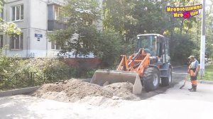 Про тракторы погрузчики Игорюша в кабине погрузчика Video for kids