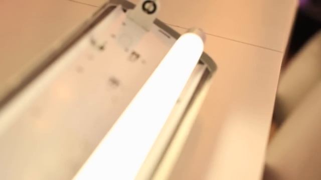 CorePro LED tube - Philips Lighting Spring Collection 2013 смотреть онлайн